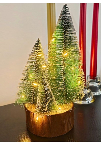 Led Işıklı Nevada Çam Ağaçları 4 Lü Set Büyük Meşe Kütüklü Led Işıklı 22 Cm Büyük Boy Çam Ağaçları Seti 20 CM