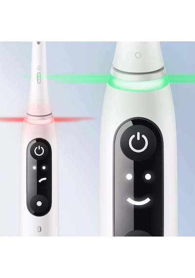 Oral-B iO6 Şarjlı Diş Fırçası Beyaz