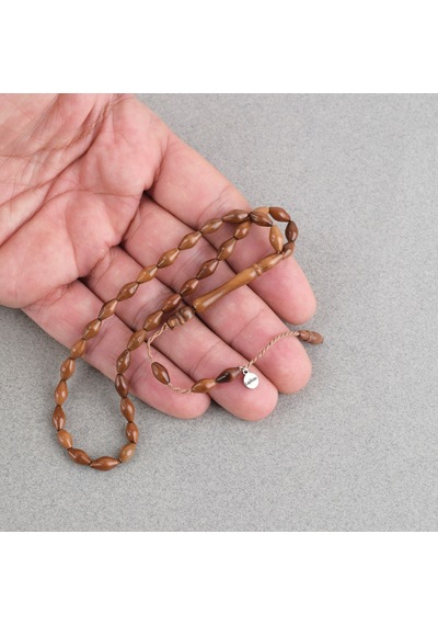 Kuka Orijinal Doğal Lapisdo İmzalı El Boy Sığırcık Kesim 4.5x9mm Tesbih Kahverengi