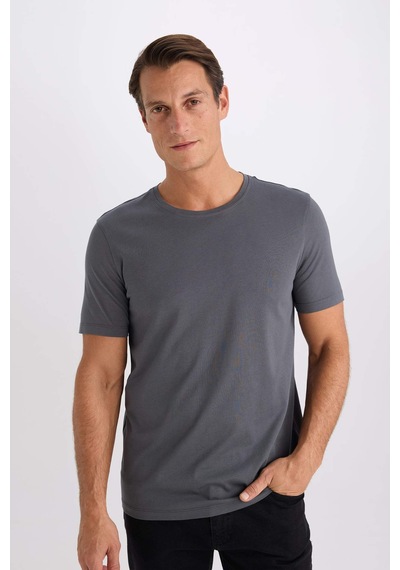 DeFacto Slim Fit Dar Kesim Bisiklet Yaka Modal Karışımlı Pamuklu Basic Düz Kısa Kollu Tişört M6606AZ25SPAR31 DeFacto Slim Fit Dar Kesim Bisiklet Yaka Modal Karışımlı Pamuklu Basic Düz Kısa Kollu Tişört M6606AZ25SPAR31