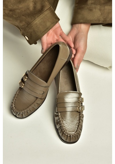 Fox Shoes Z820024208 Vizon Rugan Büzgü Detaylı Çift Tokalı Loafer Ayakkabı