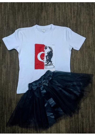 Çello Mello Kız Çocuk Çift Taraflı Tişört Atatürk Ve Türk Bayrağı Ve Hayal Tütü Tül Etek Siyah-beyaz Siyah-beyaz Çello Mello Kız Çocuk Çift Taraflı Tişört Atatürk Ve Türk Bayrağı Ve Hayal Tütü Tül Etek Siyah-beyaz Siyah-beyaz