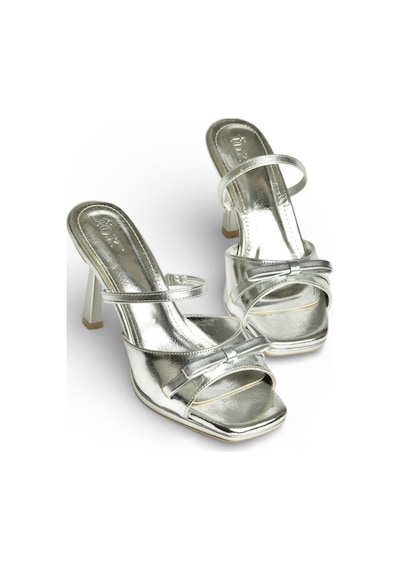Fox Shoes Y518710209 Gümüş İnce Topuklu Kadın Ayakkabı Gümüş