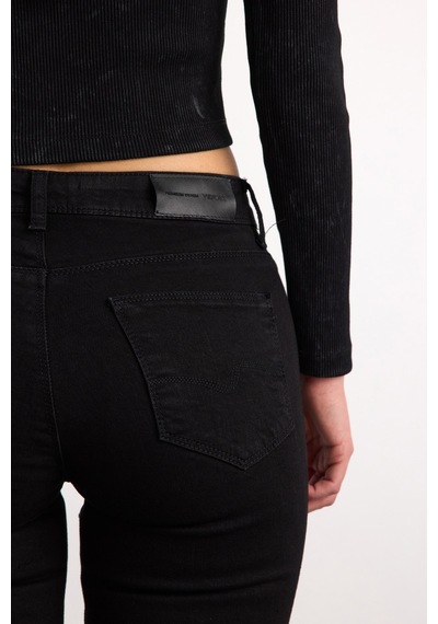 22985-73599 Kadın Straıght Fit Hıgh Rıse Denim Pantolon 22985-73599 Black Black