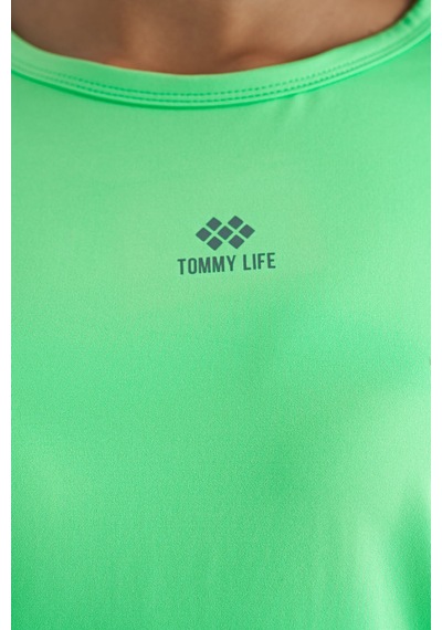 Tommylife Tommy Life Neon Yeşil O Yaka Baskı Detaylı Oversize Kısa Kol Kadın T-shirt - 97263 Neon Yeşil