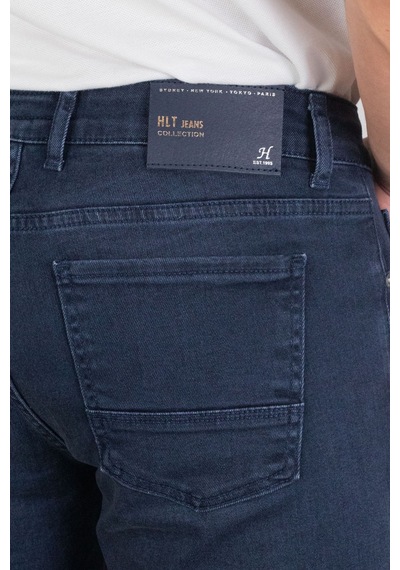 HLT Jeans Erkek Lacivert Taşlamalı Rahat Kesim Likralı Jean Kot Şort Hlthe001957