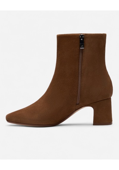 Clarks Fernie Zip Walnut Suede, M 3 Kadın Kahverengi Bot 26182938 kahverengi