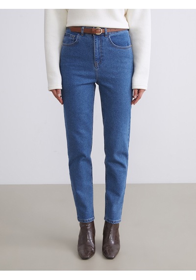 Lcw Jeans İndigo Beli Kemerli Mom Fit Kadın Jean Pantolon Lcw Jeans İndigo Beli Kemerli Mom Fit Kadın Jean Pantolon