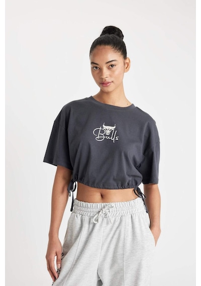 DeFactoFit NBA Chicago Bulls Bisiklet Yaka Kısa Kollu Tişört C6311AX24HSAR231