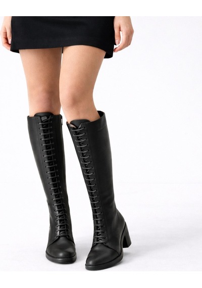 Twoegoist Kadın Hakiki Deri Bağcıklı Fermuarlı 7 Cm Topuklu Diz Altı Çizme Xl Geniş Baldır Siyah Twoegoist Kadın Hakiki Deri Bağcıklı Fermuarlı 7 Cm Topuklu Diz Altı Çizme Xl Geniş Baldır Siyah