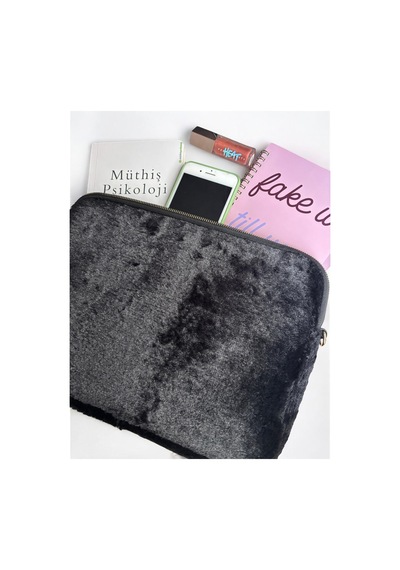 Plush Studıo 13-13.3-14 Inch Peluş Macbook, Laptop Çantası,siyah Toscase Askısız 36x26cm Siyah Siyah