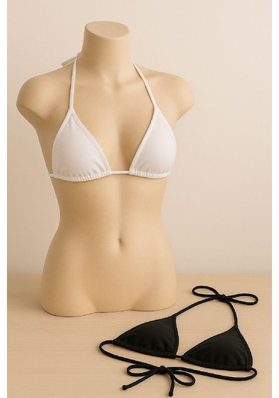 Moda Dua Kadın Siyah Ve Beyaz Minimal Kesim Üçgen Bikini Üstü Çok Renkli