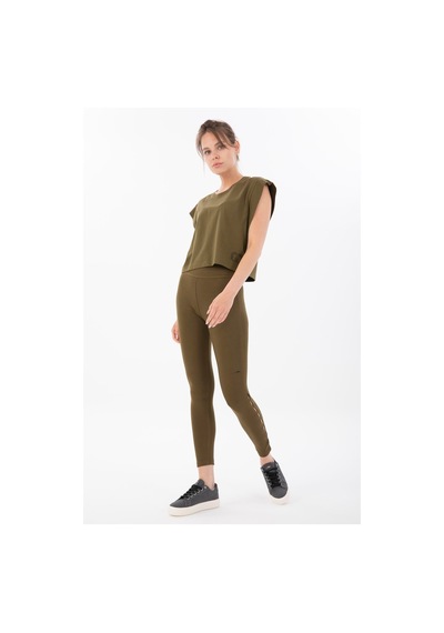Maraton Sportswear Regular Kadın Bisiklet Yaka Kısa Kol Basic Zeytin Crop Top 20878 Zeytin Yeşili