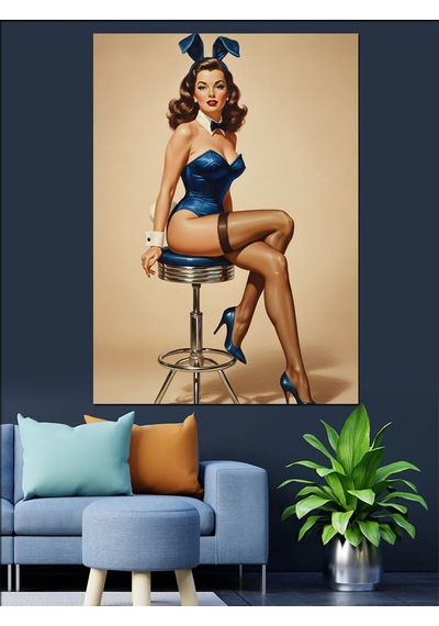 Ahşap Tablo Tavşan Kulaklı Pin-up Oturuyor