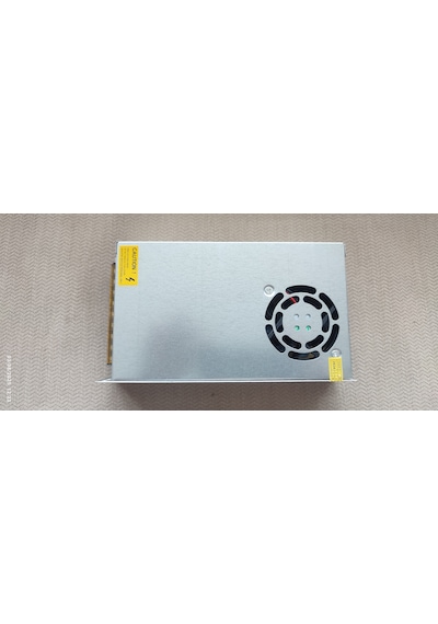 12 Volt 30 Amper Fanlı Kamera Ve Led Trafosu