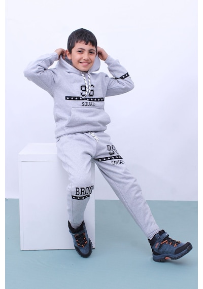Kids Alt-üst 3'lü Erkek Çocuk Yazı Baskılı Bel Detayı Lastikli Pijama Takımı Çok Renkli Kids Alt-üst 3'lü Erkek Çocuk Yazı Baskılı Bel Detayı Lastikli Pijama Takımı Çok Renkli