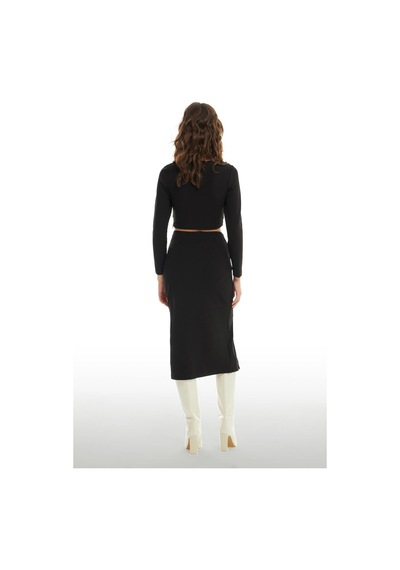 Fashion Cocktail Toka Aksesarlı Uzun Kol Crop Yırtmaçlı Beli Bağlama Midi Etek Takım Siyah Siyah Fashion Cocktail Toka Aksesarlı Uzun Kol Crop Yırtmaçlı Beli Bağlama Midi Etek Takım Siyah Siyah