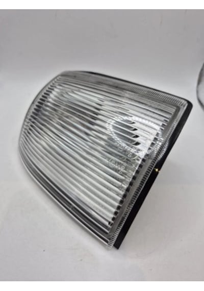 Mazda B2500 Pıckup Ön Sinyal Beyaz Sol 1998-2001 Oem No: U009-51-36xc