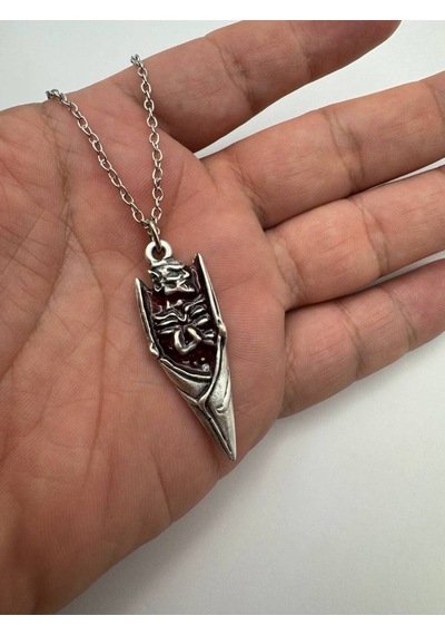 Drakula Vampir Unisex Kolye Kırmızı Renk Gotik Tasarım Çok renkli