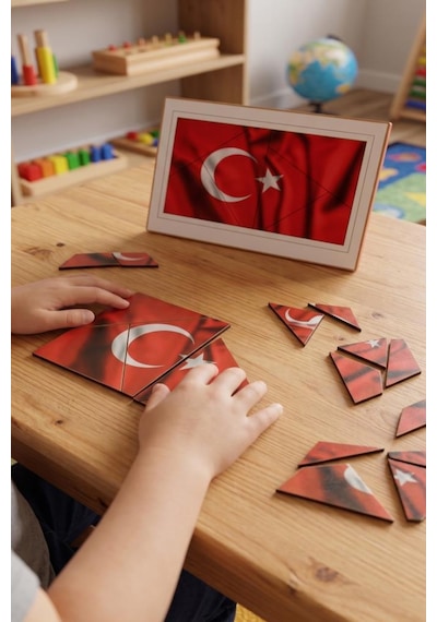 Benim Güzel Vatanım Ahşap Türkiye Haritası Ve Bayrağı Eğitici Montessori Çocuk Puzzle