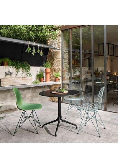 Vitra Eames Dsr Re Sandalye Geri Dönüşümlü Malzeme, Ikonik Tasarım, Dış Mekâna Uygun Yeşil
