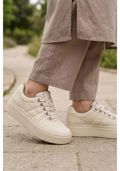 In Step Urban Platform: Vegan Deri Kalın Tabanlı Günlük Kadın Sneaker Krem