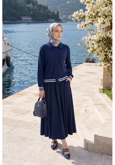 Armine Trend Çizgili Ribana Detaylı Düğmeli Tesettür Etekli İkili Takım Lacivert 26yt6101