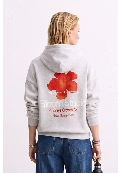 Barrels And Oıl Kadın Kapüşonlu Çiçek Baskılı Sweatshirt - Kar Melanj Kar Melanj