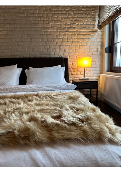 Yumuşak Dokulu Camel Peluş Yatak Ucu Runner