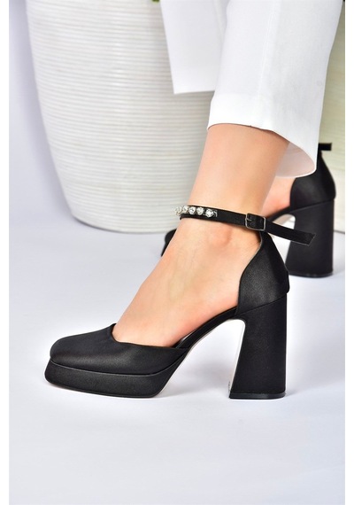 Fox Shoes Siyah Saten Kumaş Kalın Platform Topuklu Kadın Ayakkabı M404111804 Siyah