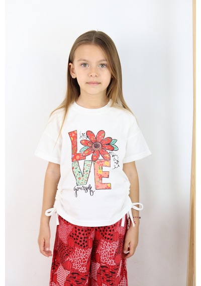 Fesshera Kız Çocuk Love Yourself Baskılı Tişört Ve Geometrik Etnik Desenli Geniş Paça Pantolon Takımı Kırmızı Fesshera Kız Çocuk Love Yourself Baskılı Tişört Ve Geometrik Etnik Desenli Geniş Paça Pantolon Takımı Kırmızı