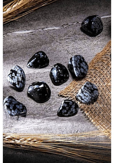 Karlı Obsidyen Taşı Doğal Taş Kütle Parça