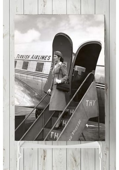 Pster4364 Eski Uçak Ve Hostes Nostaljik Poster 30x40cm