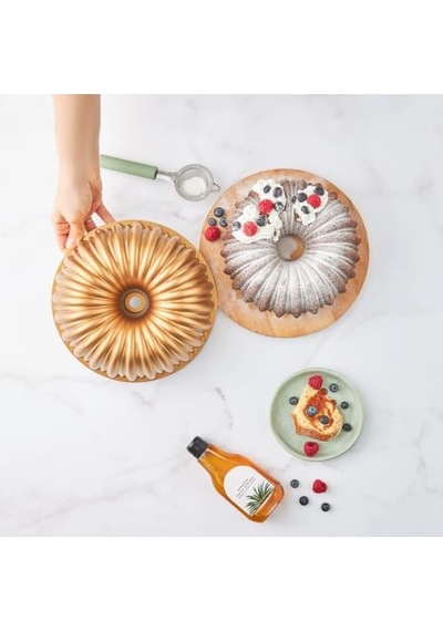 Cake Pro Dilimli Gold Döküm Kek Kalıbı Çok Renkli