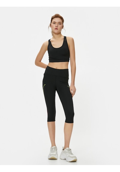 Koton Spor Tayt Çizgi Detaylı Diz Altı Yüksek Bel Dar Kesim Siyah 4sak40091nk 4SAK40091NK999 Siyah Koton Spor Tayt Çizgi Detaylı Diz Altı Yüksek Bel Dar Kesim Siyah 4sak40091nk 4SAK40091NK999 Siyah