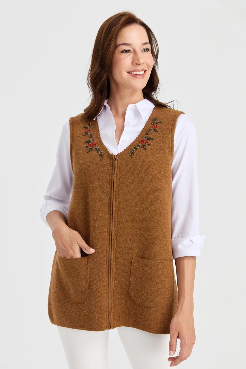 Desen Triko Kadın V Yaka Kenarı Dantel İşlemeli Yün Yelek K.taba K.taba Desen Triko Kadın V Yaka Kenarı Dantel İşlemeli Yün Yelek K.taba K.taba