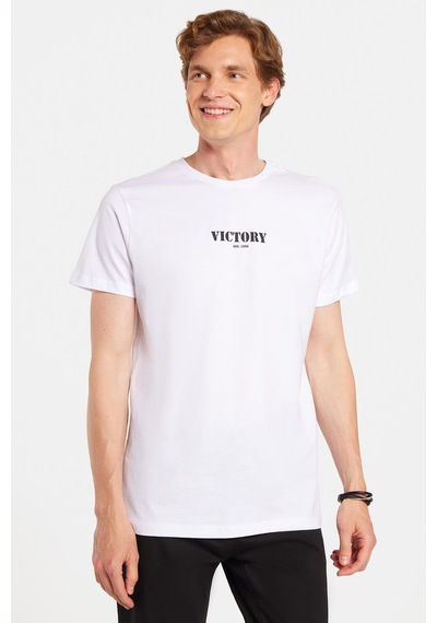 Tudors Erkek Slim Fit Dar Kesim %100 Pamuk Yumuşak Dokulu Baskılı Beyaz Bisiklet Yaka Tişört-34852 Beyaz Tudors Erkek Slim Fit Dar Kesim %100 Pamuk Yumuşak Dokulu Baskılı Beyaz Bisiklet Yaka Tişört-34852 Beyaz