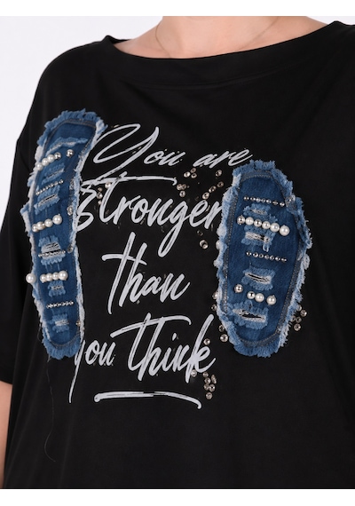 La Velina Büyük Beden Asimetrik Şifon Detaylı Taş Ve Denim Aplikeli Baskılı Rahat Kesim Kadın Bluz Siyah La Velina Büyük Beden Asimetrik Şifon Detaylı Taş Ve Denim Aplikeli Baskılı Rahat Kesim Kadın Bluz Siyah
