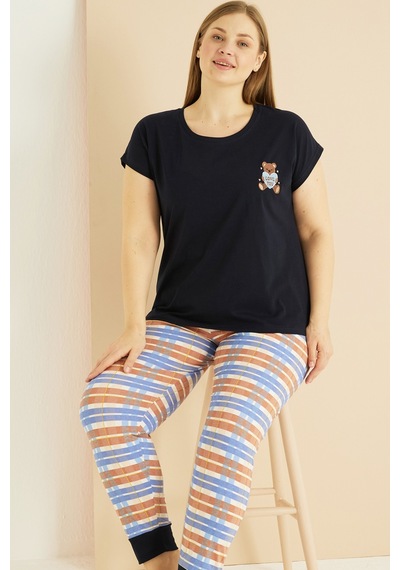 Siyah İnci Curve Büyük Beden Battal Boy Pamuklu Pijama Takım25103751 Siyah Siyah İnci Curve Büyük Beden Battal Boy Pamuklu Pijama Takım25103751 Siyah