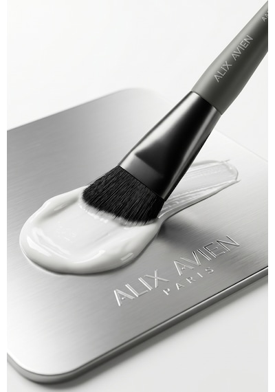 Krem Yapılı Fondöten Ve Baz Uygulama Fırçası - Flawless Base Brush