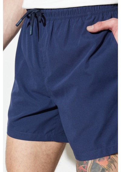 Wrangler Regular Fit Normal Kesim Normal Bel Lacivert Deniz Şortu W231577410