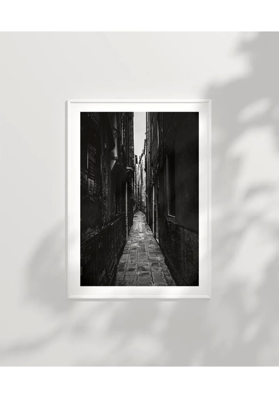 Çerçevesiz Poster Gölgede Kalan Yollar