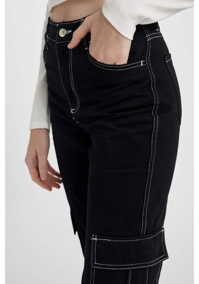 DeFacto Coool Straight Fit Gabardin Pantolon Kargo Cepli Yüksek Bel B0458AX23AUBK27 Siyah