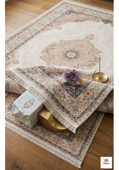 Royal Heritage Exclusive: Sanat Eseri Dokusunda Fildişi Altın Salon Halısı Bej