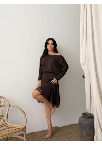 Kadın Dantelli Bel Drape Detaylı Kayık Yaka Modal Kumaş Midi Elbise Kahverengi