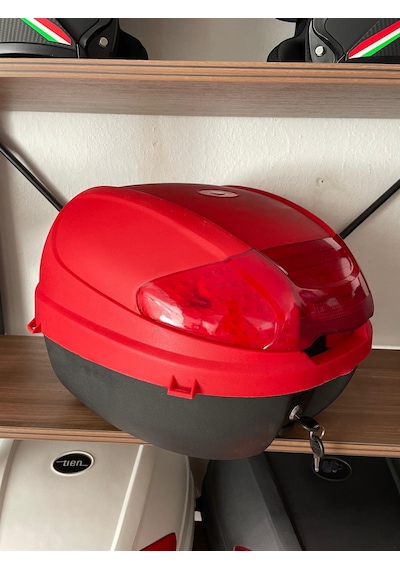 35 Litre Motosiklet Çantası Kırmızı