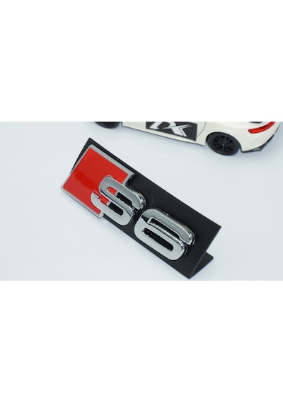 Dk Tuning S6 Gümüş Kırmızı 3d Ön Panjur Logo Audi İle Uyumlu