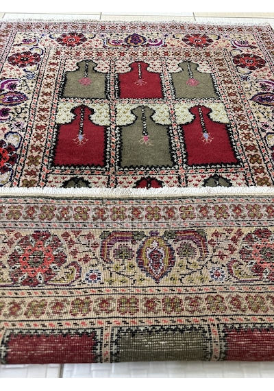 El Dokuma Bünyan Halısı Floş Seccade 93x130 Paftalı Sıfır Halı Renkli