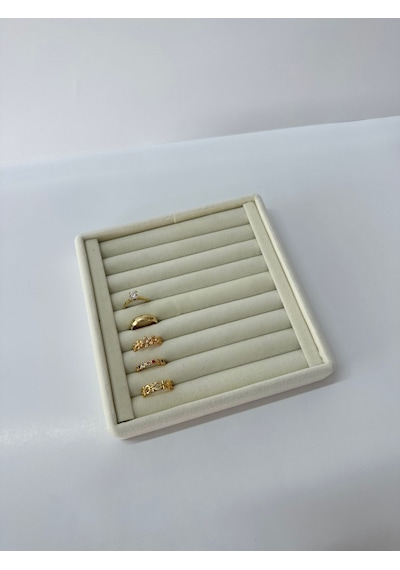 Yerli Üretim Süet Kumaş Krem Renk 15 Cm / 15 Cm Yüzük Sergileme S Krem