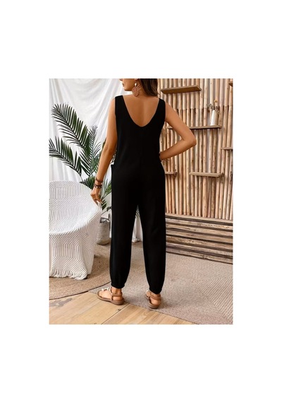 Butik İstanbul Kadın Askılı Yuvarlak Yakalı Cep Detaylı Viskon Tulum Siyah
